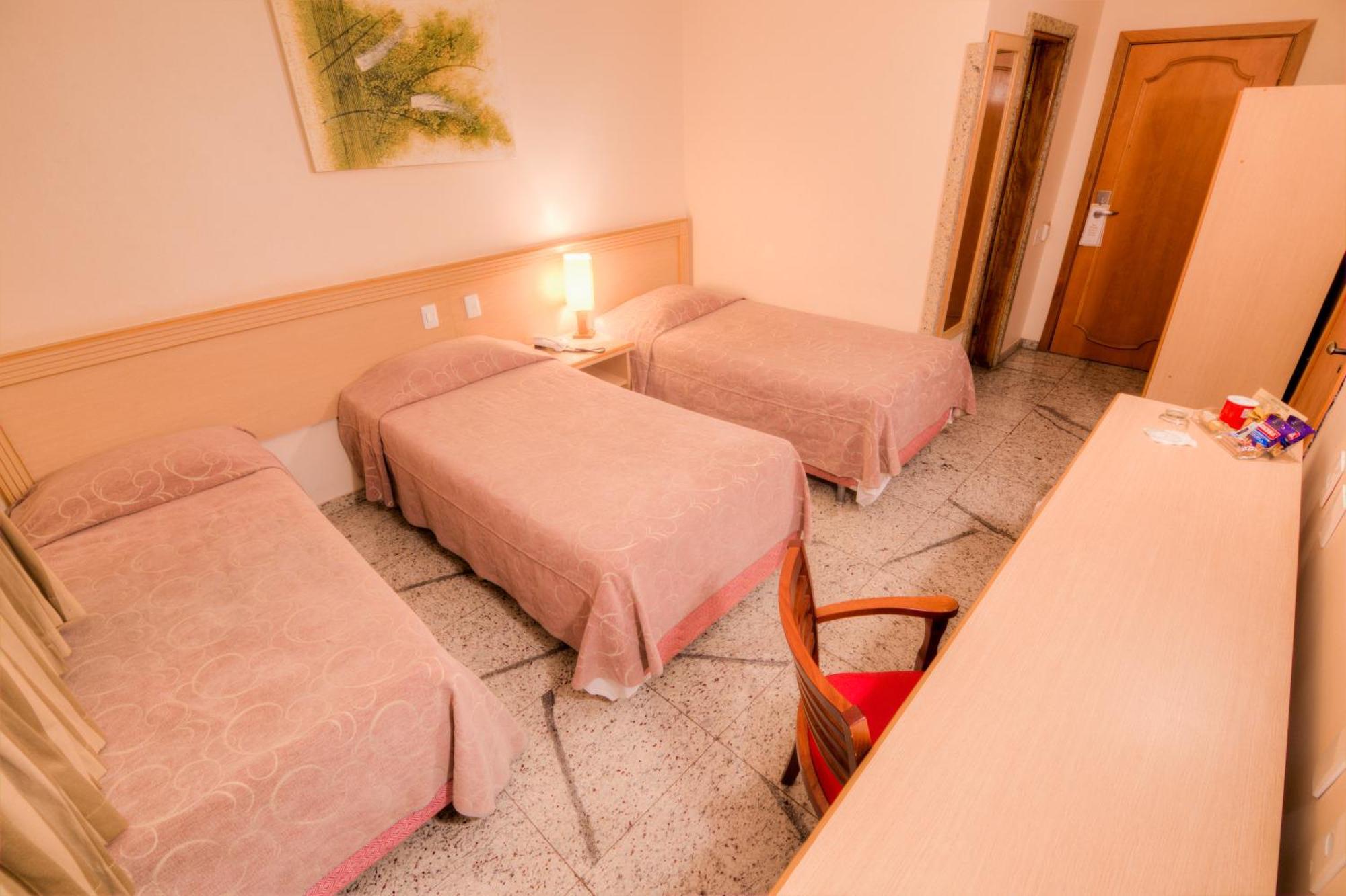 Triple Room,886523173:JPEG